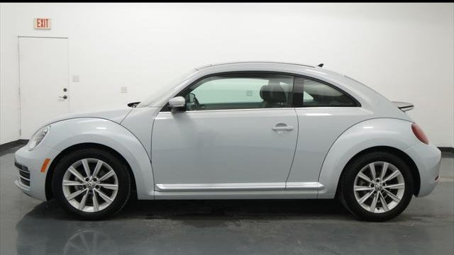 2018 Volkswagen Beetle 2.0T SE