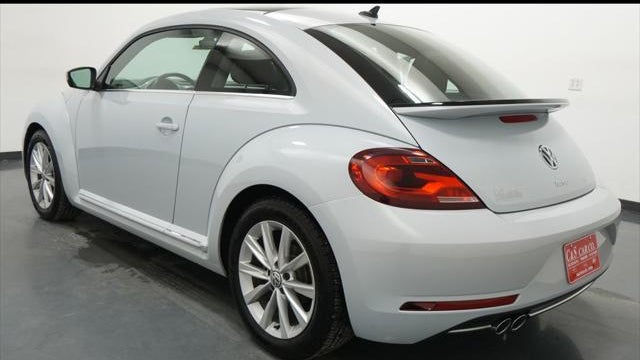 2018 Volkswagen Beetle 2.0T SE