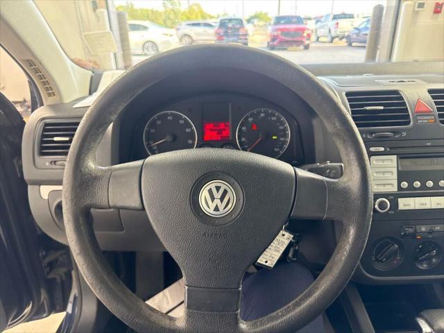2009 Volkswagen Jetta - $4,500