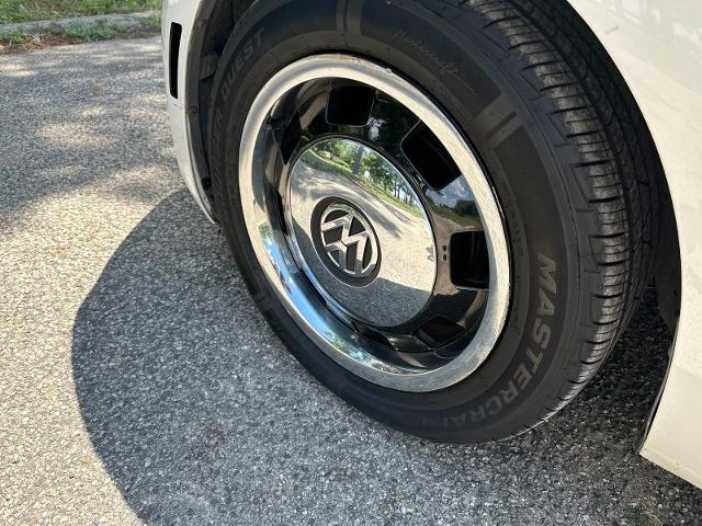 2013 Volkswagen Beetle - $14,900
