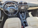 2017 Jetta Thumbnail 12