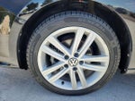 2017 Jetta Thumbnail 18