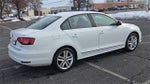 2017 Jetta Thumbnail 9