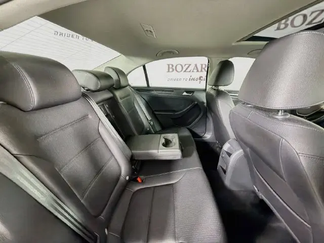 2017 Volkswagen Jetta - $7,000