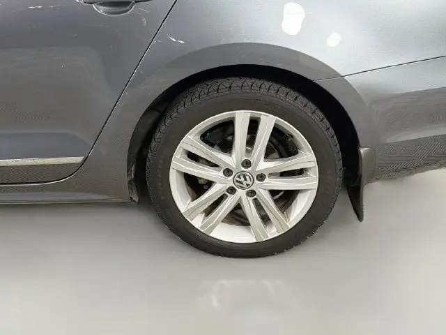 2017 Volkswagen Jetta - $7,000