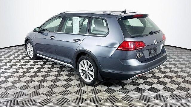 2017 Volkswagen Golf Alltrack TSI S 4Motion