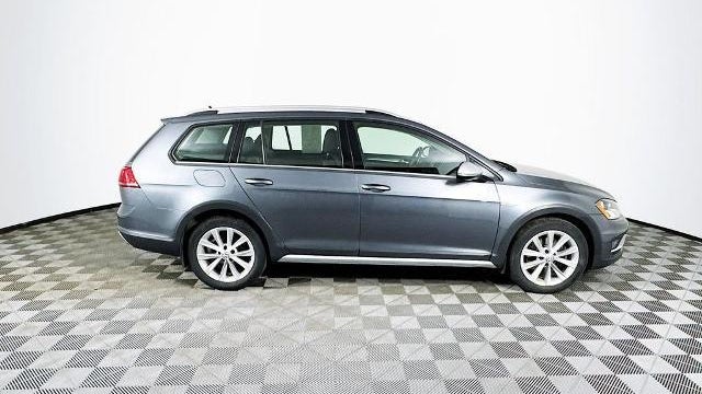 2017 Volkswagen Golf Alltrack TSI S 4Motion
