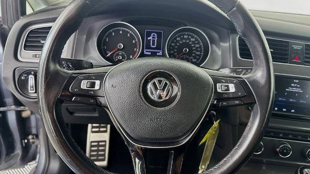 2017 Volkswagen Golf Alltrack TSI S 4Motion