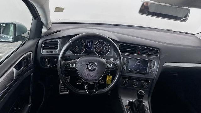 2017 Volkswagen Golf Alltrack TSI S 4Motion