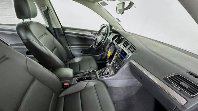 2017 Volkswagen Golf Alltrack TSI S 4Motion