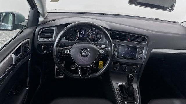 2017 Volkswagen Golf Alltrack TSI S 4Motion