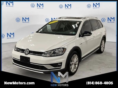 Photo of a 2019 Volkswagen Golf Alltrack AWD TSI S 4motion 4DR Wagon 6M for sale