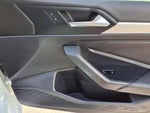 2019 Jetta Thumbnail 26