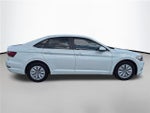 2019 Jetta Thumbnail 4