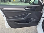 2019 Jetta Thumbnail 12