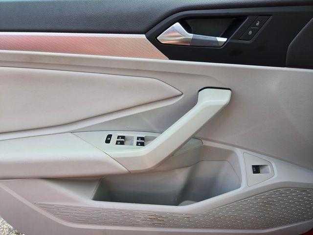 2019 Volkswagen Jetta - $11,984