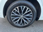 2021 Jetta Thumbnail 9