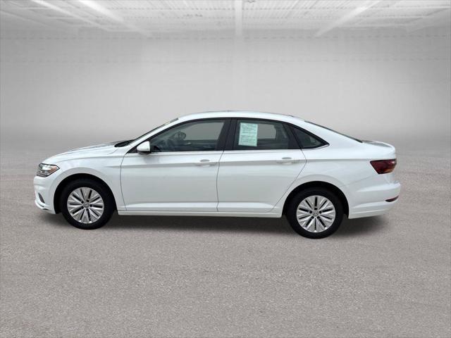 2019 Volkswagen Jetta - $14,200