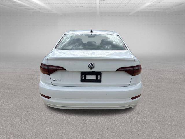 2019 Volkswagen Jetta - $14,200