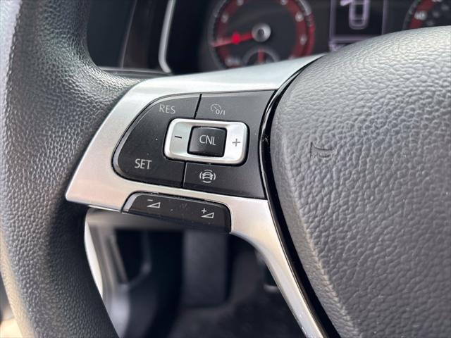 2019 Volkswagen Jetta - $14,200