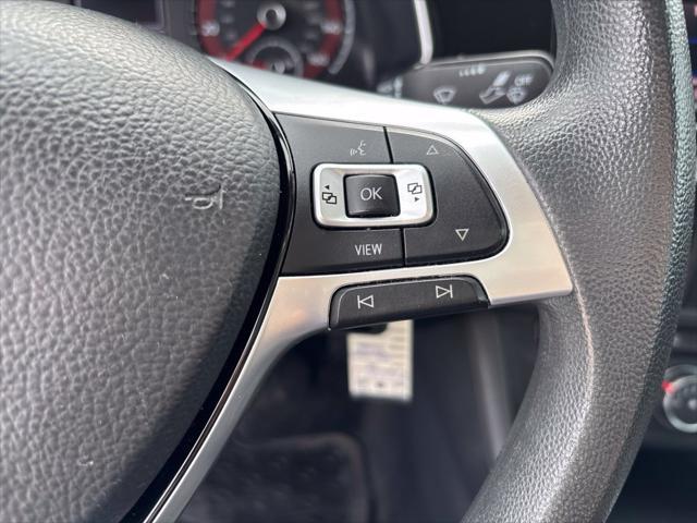 2019 Volkswagen Jetta - $14,200