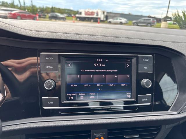 2019 Volkswagen Jetta - $14,200