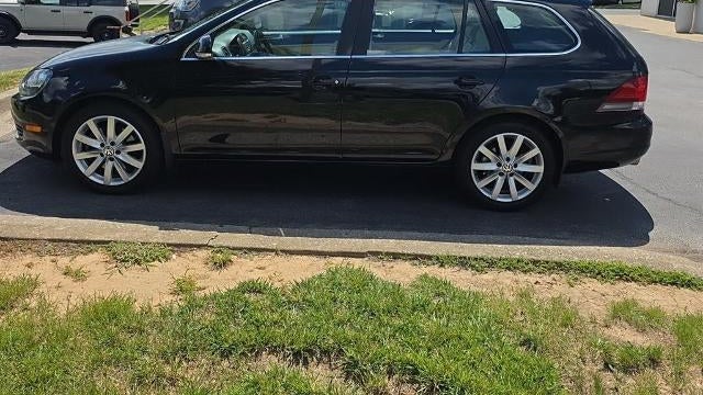 Preowned 2014 Volkswagen Jetta SportWagen TDI for Sale