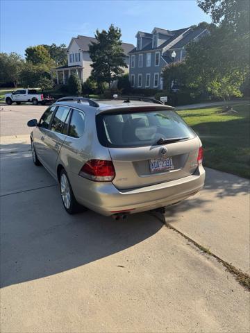 2013 Volkswagen Jetta - $9,470