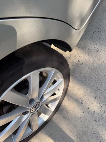 2013 Volkswagen Jetta - $9,470