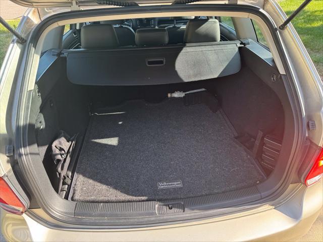 2013 Volkswagen Jetta - $9,470