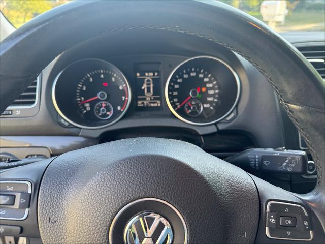 2013 Volkswagen Jetta - $9,470