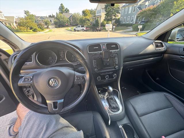 2013 Volkswagen Jetta - $9,470