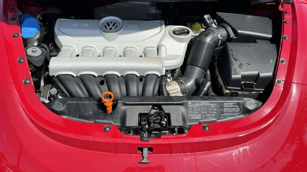 2009 Volkswagen New Beetle Base