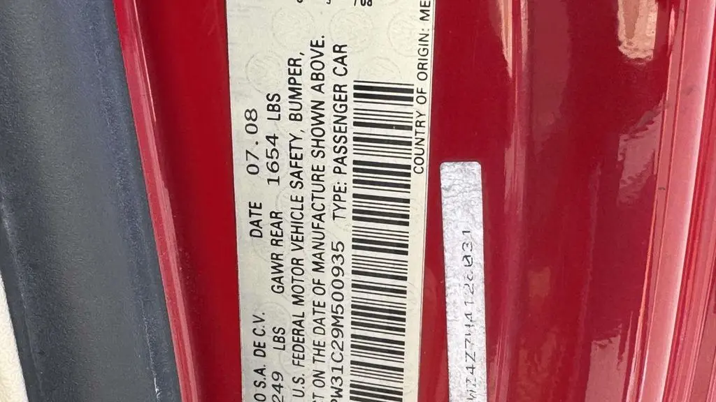 2009 Volkswagen New Beetle Base