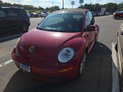 2008 Volkswagen New Beetle Convertible SE 2DR Convertible 6A
