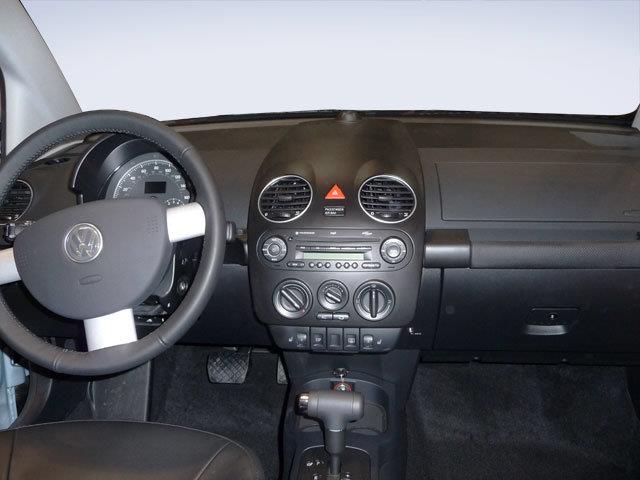 2009 Volkswagen Beetle - $9,500