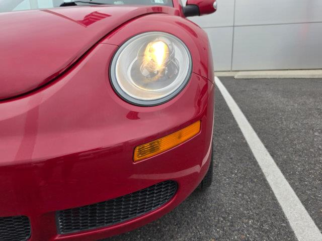 2009 Volkswagen Beetle - $9,500