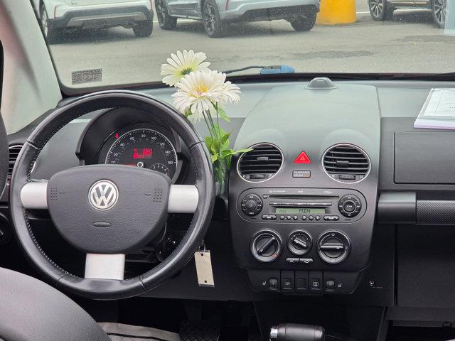 2009 Volkswagen Beetle - $9,500