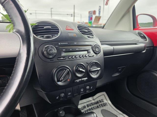 2009 Volkswagen Beetle - $9,500