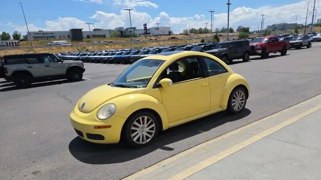 2008 Volkswagen New Beetle S