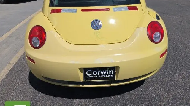 2008 Volkswagen New Beetle S