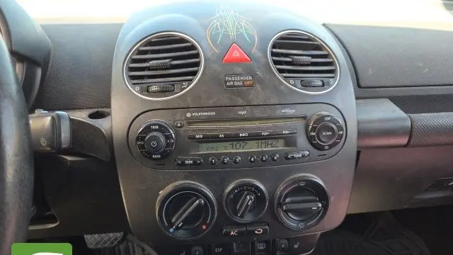 2008 Volkswagen New Beetle S