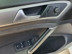 2017 Golf SportWagen Thumbnail 17