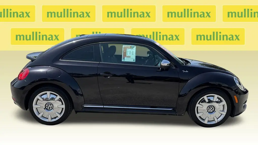 2013 Volkswagen Beetle Turbo Fender Edition