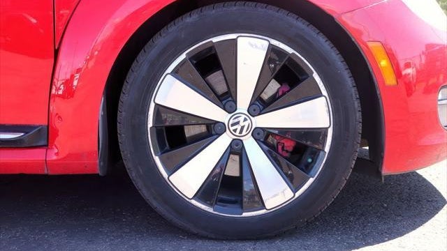 2013 Volkswagen Beetle Turbo PZEV Fender Edition