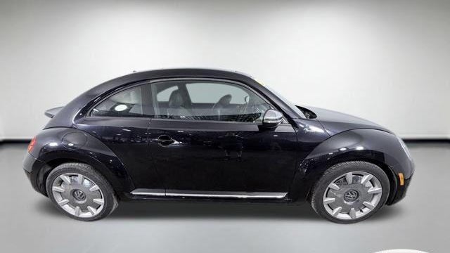2013 Volkswagen Beetle Turbo PZEV Fender Edition