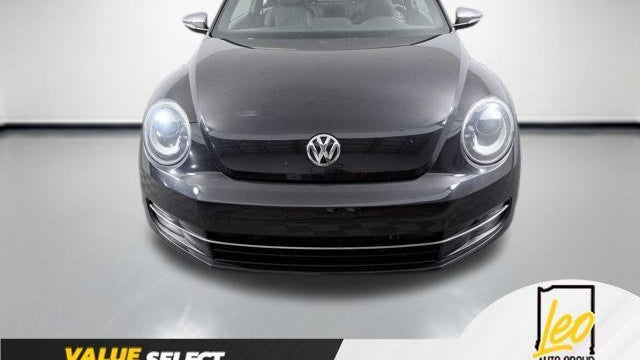 2013 Volkswagen Beetle Turbo PZEV Fender Edition