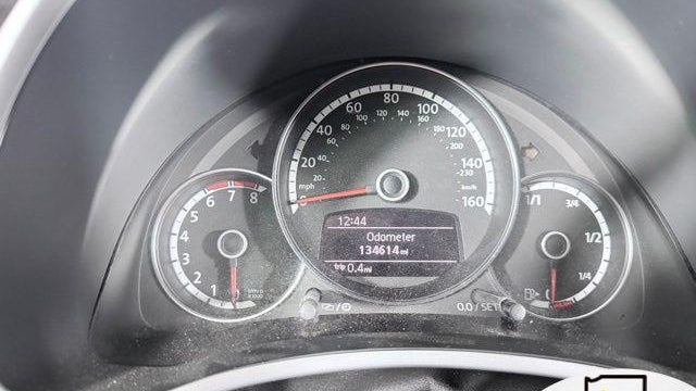 2013 Volkswagen Beetle Turbo PZEV Fender Edition