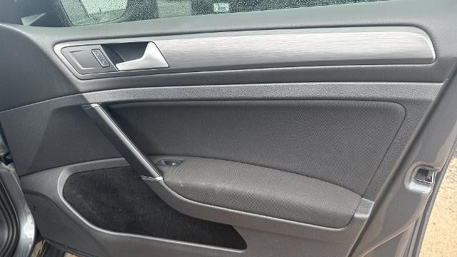 2019 Volkswagen Golf S
