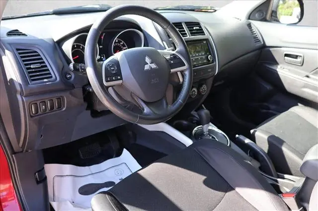 2014 Mitsubishi Outlander - $9,517